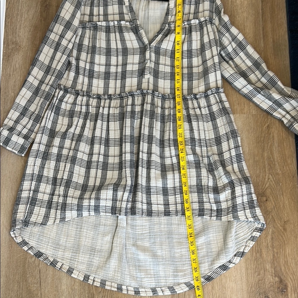 Sundance Cabincore Black and Tan Bishop Sleeve V-Neck Dress - Picture 6 of 9